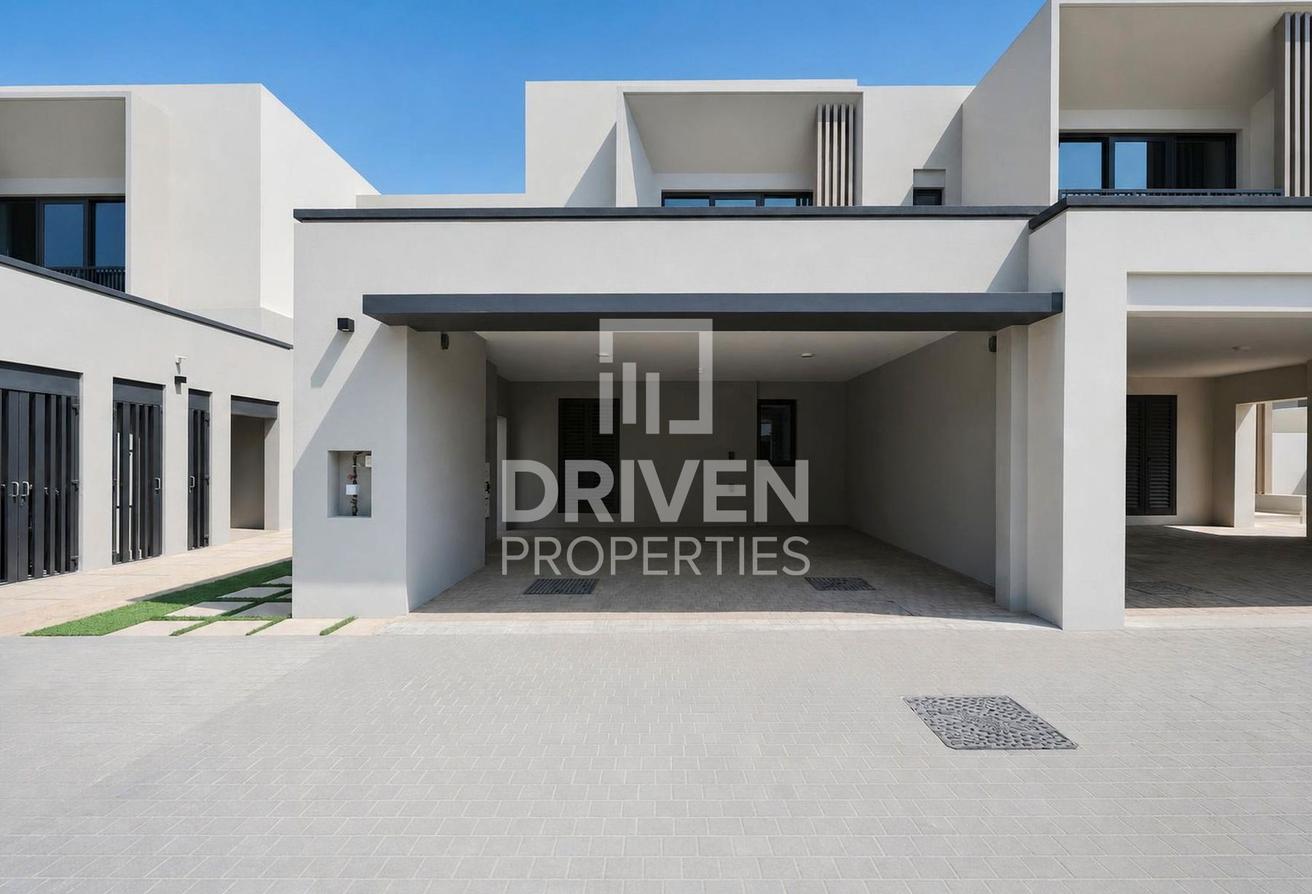 Big Layout | Maids | Landscaped | Closed Kitchen photo 29