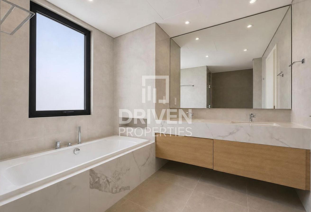 Big Layout | Maids | Landscaped | Closed Kitchen photo 19