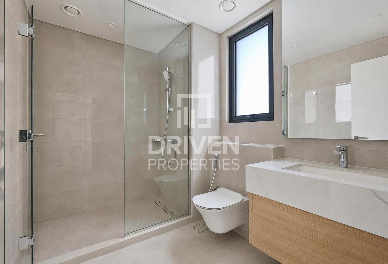 Big Layout | Maids | Landscaped | Closed Kitchen photo 18