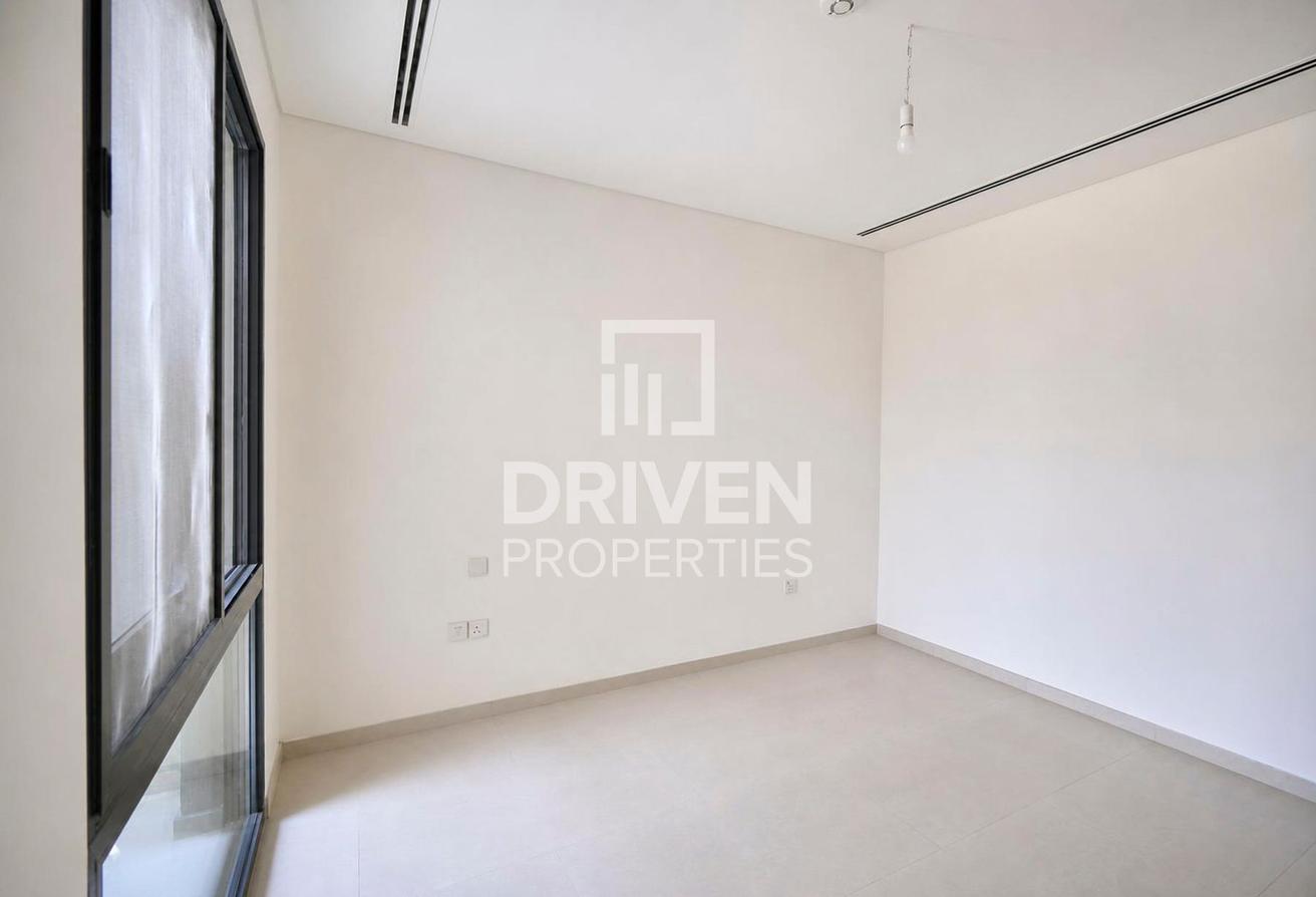 Big Layout | Maids | Landscaped | Closed Kitchen photo 5