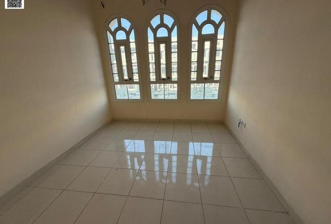89654769 - Property Image 3