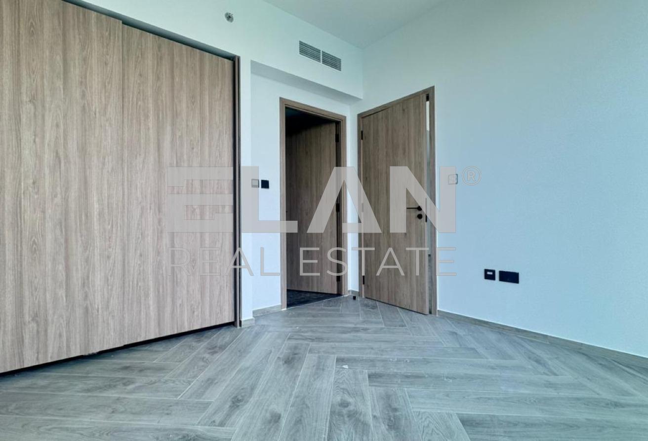 Peninsula Three 2 BR Apartment photo 8
