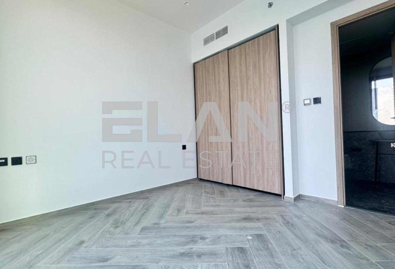 Peninsula Three 2 BR Apartment photo 9