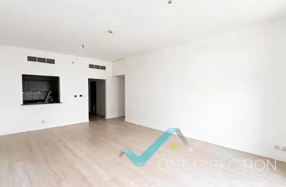 Apartment - 2 Bedrooms - 4 Bathrooms for rent in Green Lakes Towers 2 - Green Lakes Towers - JLT Cluster S - Jumeirah Lake Towers - Dubai