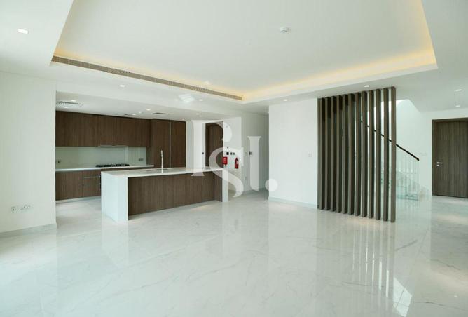 67428093 - Property Image 2