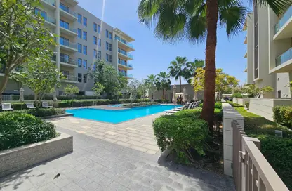 شقة - 2 غرف نوم - 2 حمامات للايجار في شقق حديقة الزاهية - الزاهية - تجارية مويلح - الشارقة