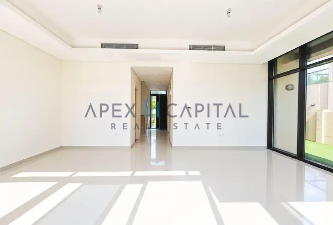 156900267 - Property Image 2