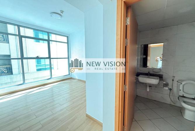 70702244 - Property Main Image