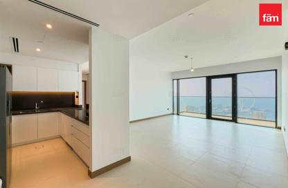 Apartment - 3 Bedrooms - 3 Bathrooms for sale in Vida Residences Dubai Marina - Dubai Marina - Dubai
