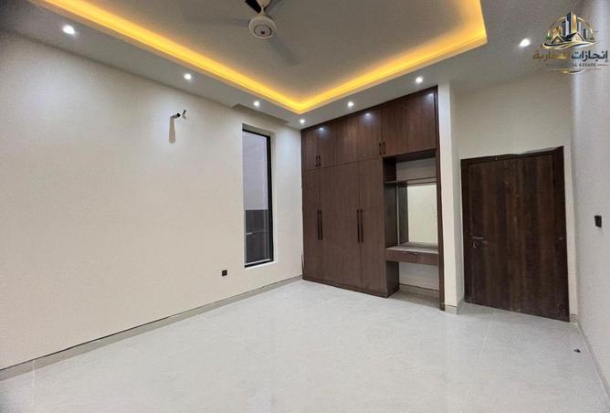 74645422 - Property Image 2