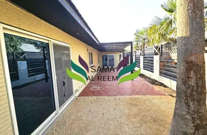 Villa - Studio - 3 Bathrooms for rent in Jumeirah 2 Villas - Jumeirah 2 - Jumeirah - Dubai