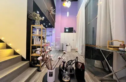 متجر - استوديو - 1 حمام للبيع في بارك سنترال - الخليج التجاري - دبي