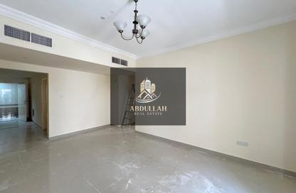 Apartment - 1 Bedroom - 2 Bathrooms for rent in Muwaileh 3 Building - Muwaileh - Sharjah