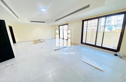Villa - Studio - 6 for rent in Al Nahyan - Abu Dhabi