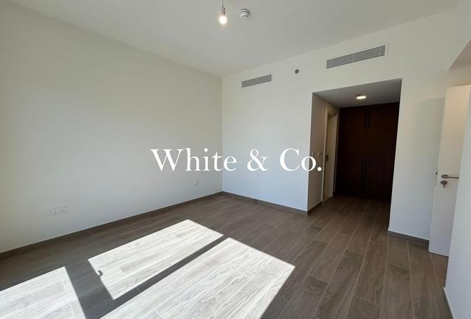 88292011 - Property Image 2