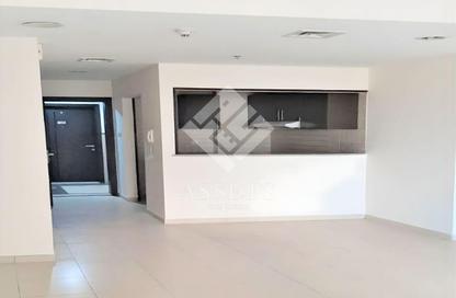 Apartment - 2 Bedrooms - 2 Bathrooms for sale in Mazaya 4 - Queue Point - Liwan - Dubai