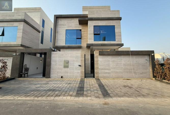 141931807 - Property Image 2
