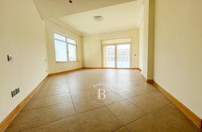 Apartment - 2 - 2 for sale in Al Hamri - Shoreline Apartments - Palm Jumeirah - Dubai