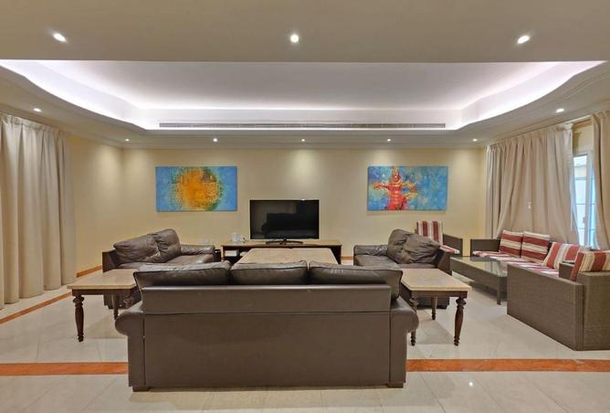 121999949 - Property Image 2