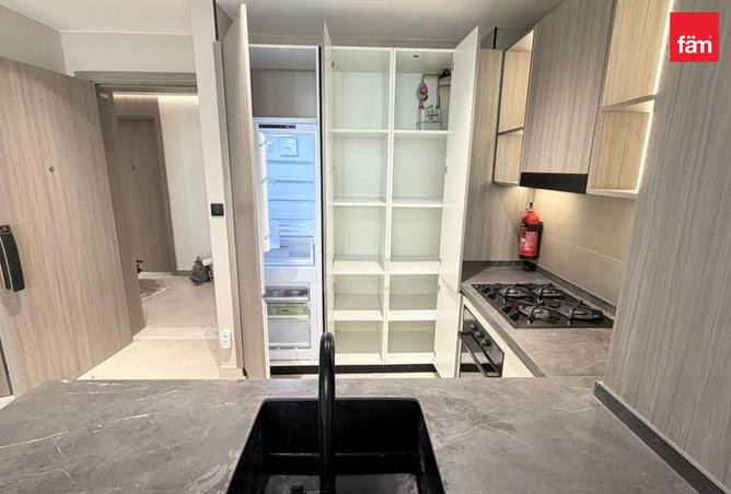 Brand New | Spacious | Modern Fitted Kitchen photo 3