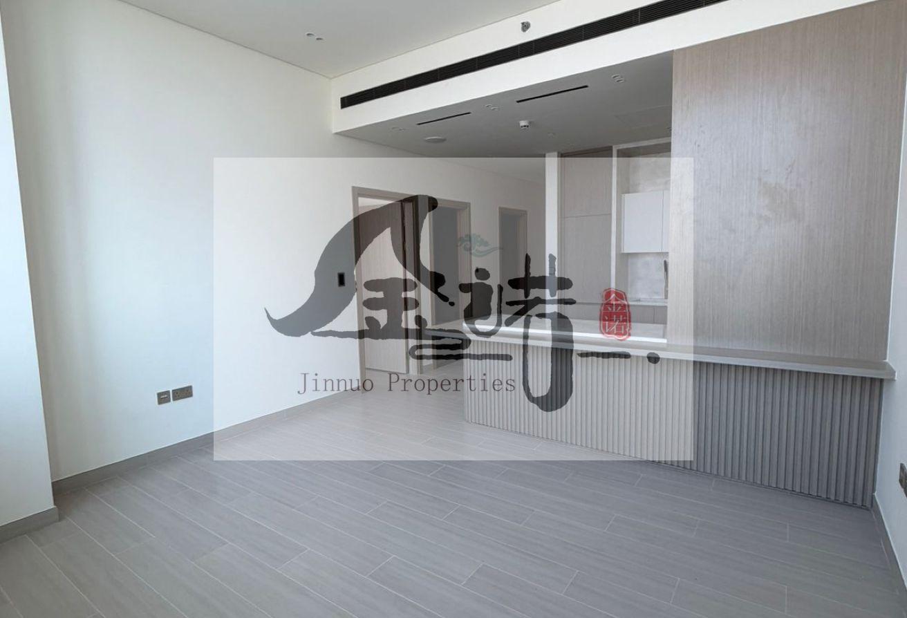 One bedroom + study | private jacuzzi | open view photo 5