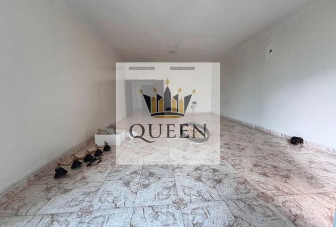 121540421 - Property Image 3