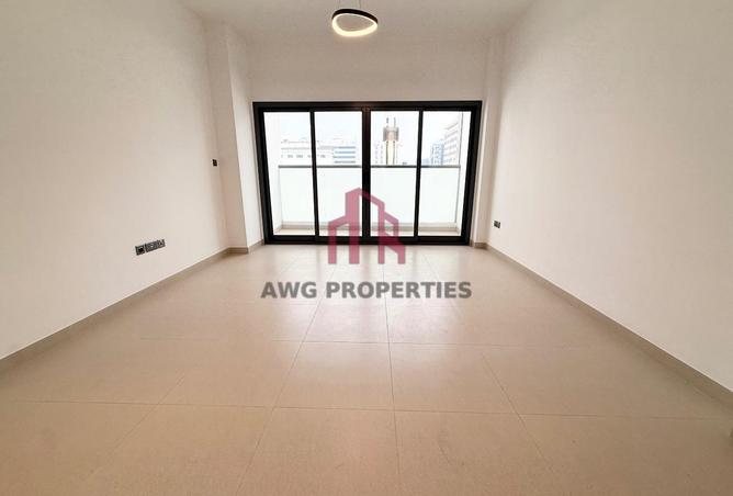 73166168 - Property Image 3