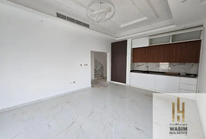 130230944 - Property Image 3
