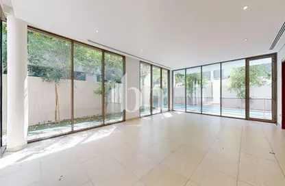 Villa - 5 Bedrooms - 5 Bathrooms for rent in Umm Suqeim 3 Villas - Umm Suqeim 3 - Umm Suqeim - Dubai