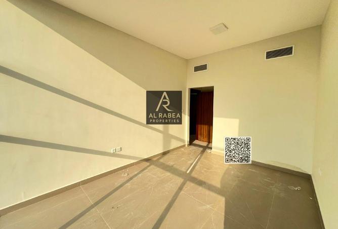 127465148 - Property Image 2