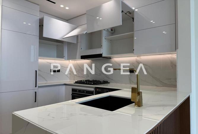 102837119 - Property Image 3