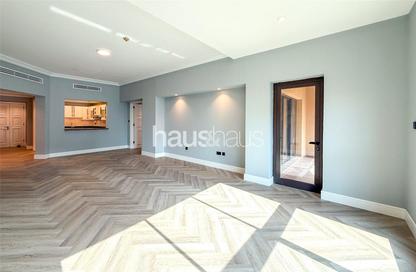 Apartment - 2 Bedrooms - 3 Bathrooms for sale in Golden Mile 6 - Golden Mile - Palm Jumeirah - Dubai