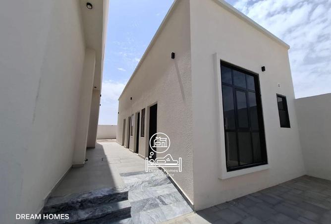 82790828 - Property Image 2