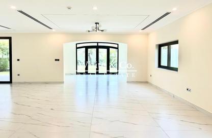 Villa - 3 Bedrooms - 4 Bathrooms for rent in District 7 - Jumeirah Park - Dubai