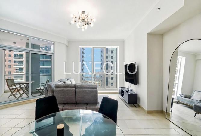 2OlbDACnTmq - Property Main Image