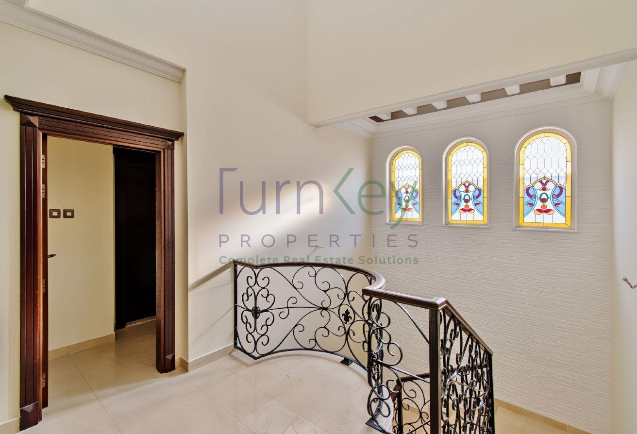 Elegant 5-Bedroom Customized | Prime Plot photo 12