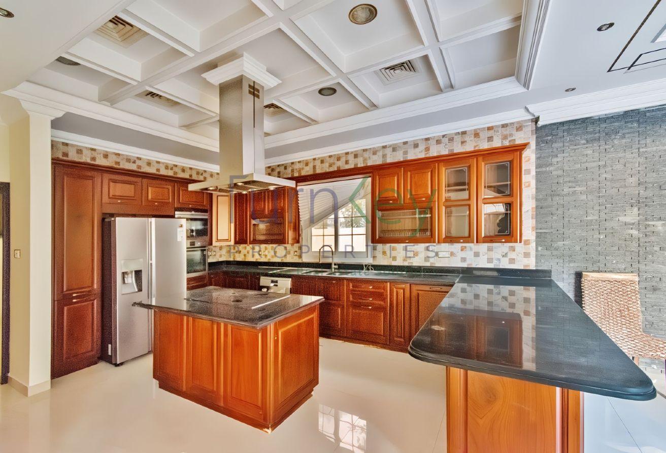 Elegant 5-Bedroom Customized | Prime Plot photo 8