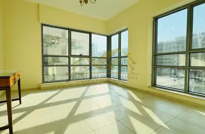 Apartment - 2 Bedrooms - 2 Bathrooms for rent in Mankhool Road - Bur Dubai - Dubai
