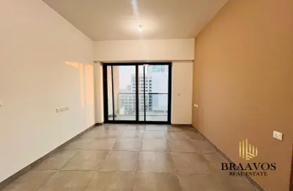 شقة - 2 غرف نوم - 3 حمامات للايجار في لوكي 1 ريزيدينس - الضاحية 13 - قرية جميرا الدائرية - دبي