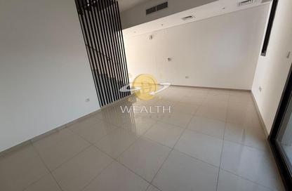 Townhouse - 2 Bedrooms - 3 Bathrooms for rent in Nasma Residence - Al Tai - Sharjah