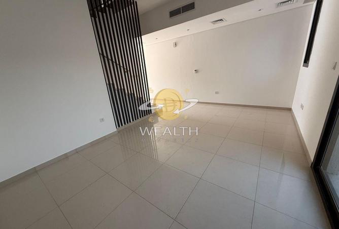106418426 - Property Image 3