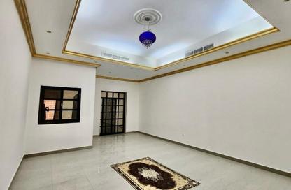 Villa - Studio - 7 for sale in Al Mowaihat 2 - Al Mowaihat - Ajman