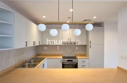 Apartment - 2 Bedrooms - 2 Bathrooms for rent in Al Nakheel 2 - Al Nakheel - Greens - Dubai