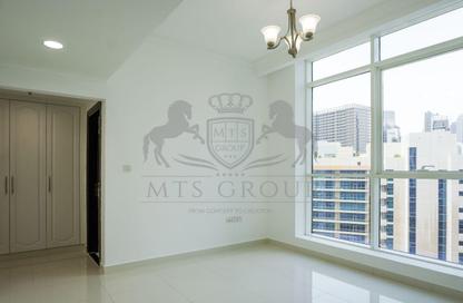 Apartment - 1 - 2 for rent in Majestic Tower - Al Abraj street - Business Bay - Dubai