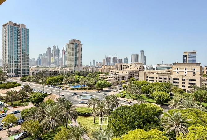 Available | Park Facing | High Floor | Furnished
