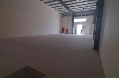 Warehouse - Studio - 1 for rent in Al Jlail - Al Sajaa - Sharjah