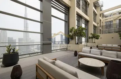 Apartment - 2 Bedrooms - 2 Bathrooms for rent in Burj Royale - Downtown Dubai - Dubai