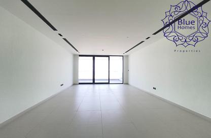 Apartment - 4 - 6 for rent in Sharjah Terraces - Al Khan Lagoon - Al Khan - Sharjah