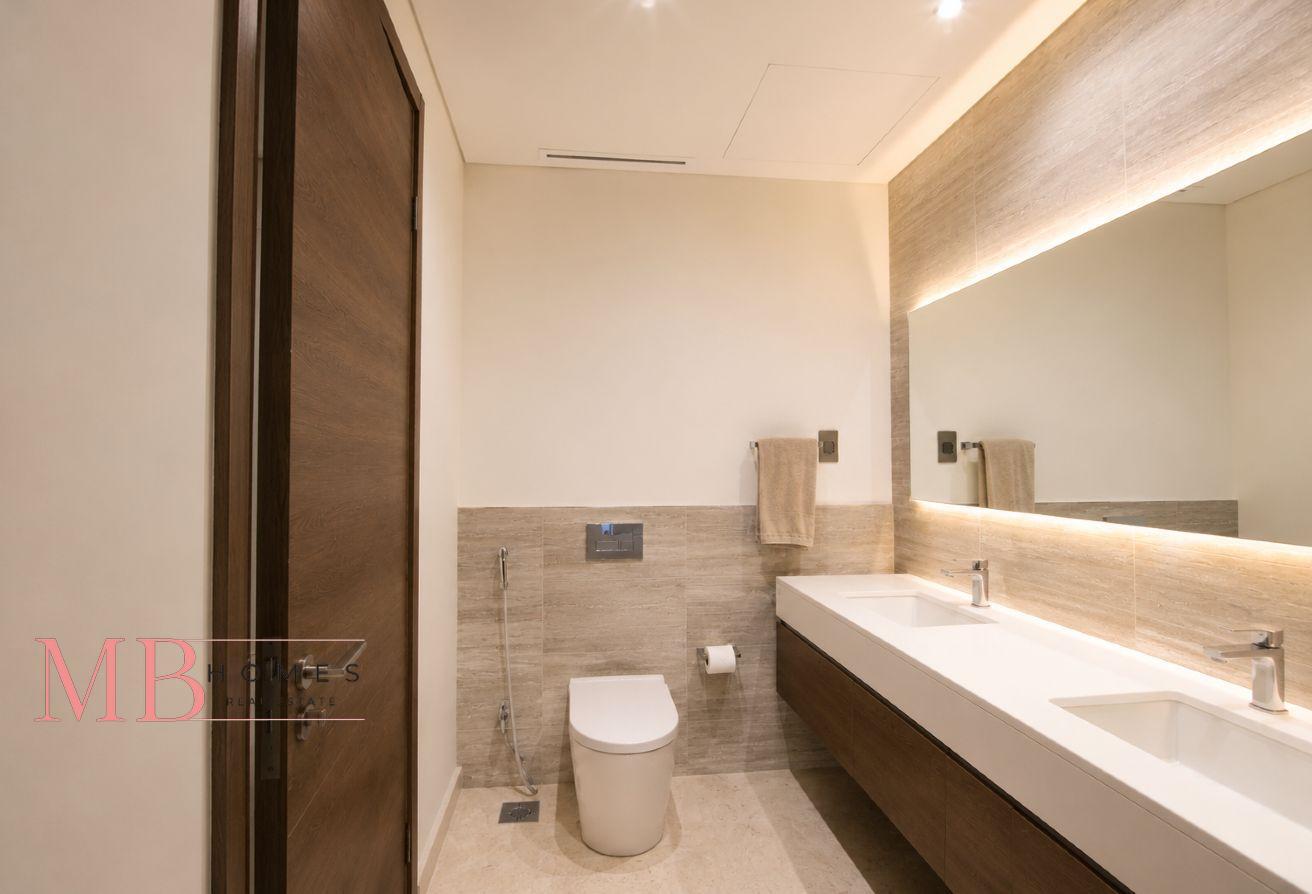 PREMIUM WATERFRONT LIVING | PRIME LOCATION photo 10