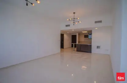 شقة - 2 غرف نوم - 2 حمامات للايجار في برج ربيعة - مجان - دبي لاند - دبي